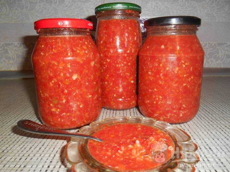Аджика из помидоров и чеснока : 8 классических рецептов вкусной аджики