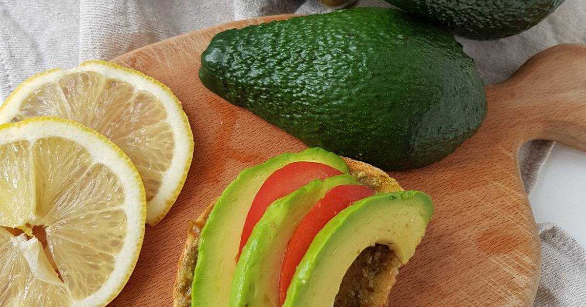 Салат с авокадо и семгой – изысканная закуска для настоящих гурманов: рецепт с фото и видео