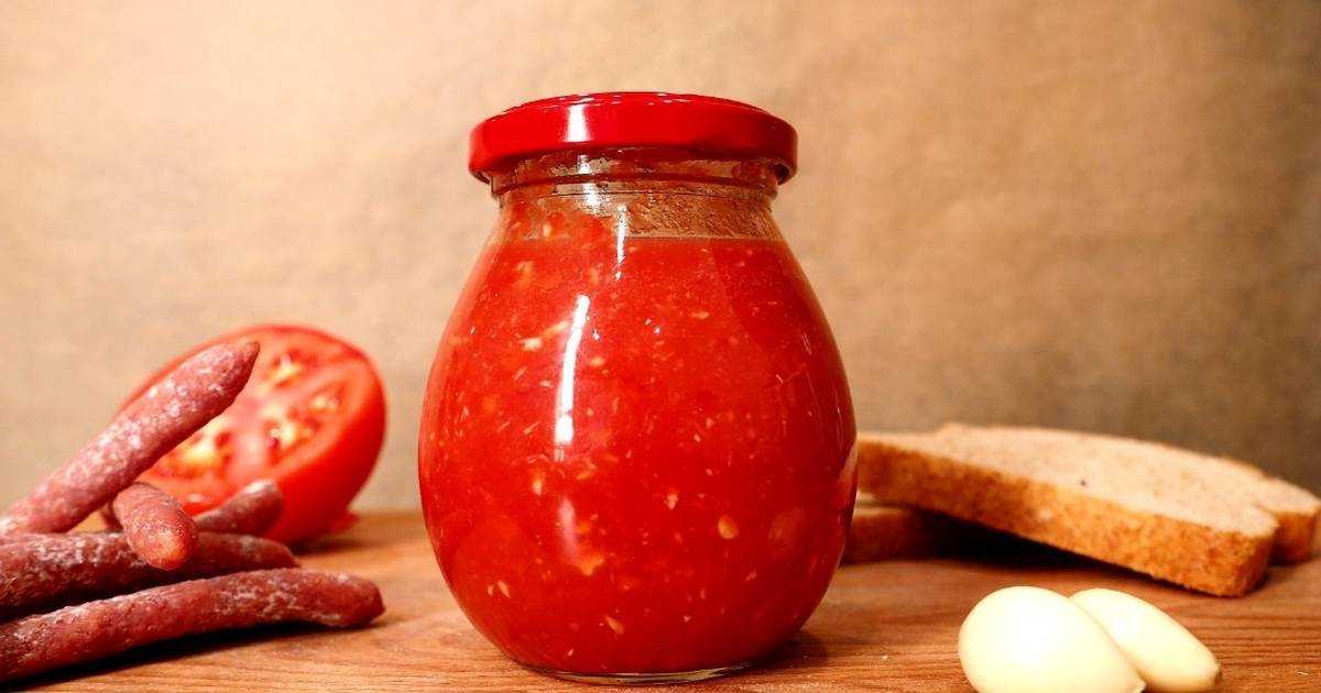 10 классических рецептов аджики из помидоров и чеснока 2022: пошаговые с фото на зиму