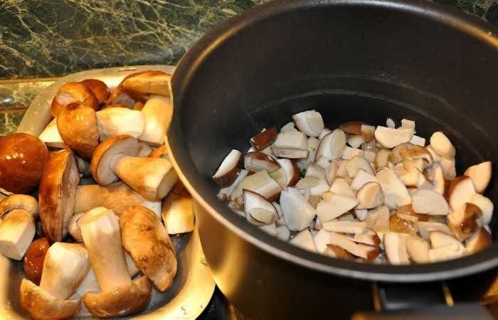 Суп на грибном бульоне — лучшие рецепты. как правильно и вкусно приготовить суп на грибном бульоне.
