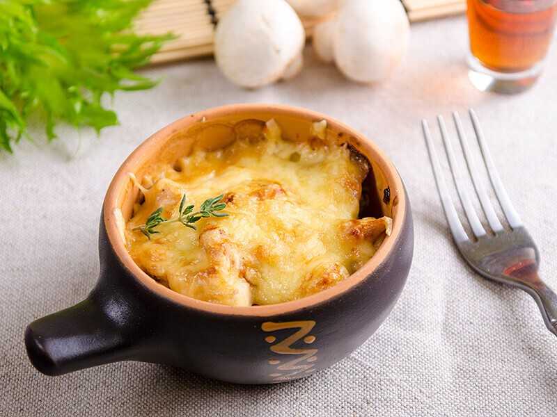 Жульен с курицей и грибами на сковороде — рецепты приготовления