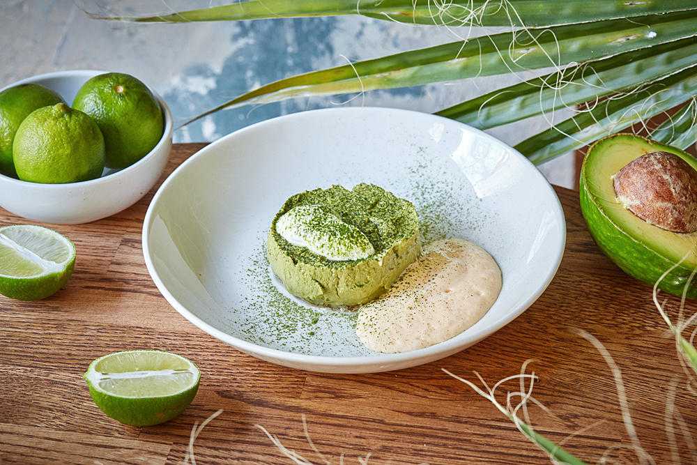 Салат с семгой и авокадо — пошаговый рецепт с фото