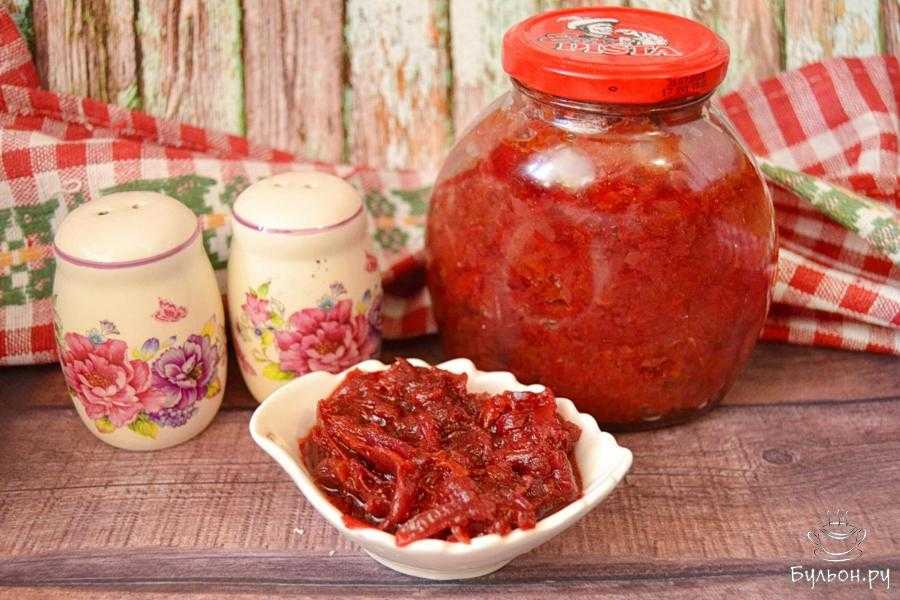 Описание рецептов приготовления свекольника в банках на зиму: с использованием стерилизации и без нее, с обжаркой овощей и в сыром виде, с капустой и с яблоками