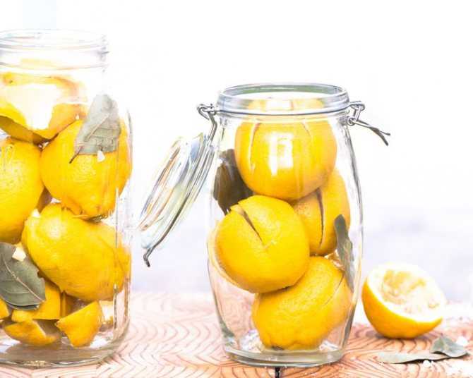 Простые рецепты лимонного компота на каждый день и для консервации Компот из лимонов с шиповником, медом, базиликом, клюквой, кабачками Как правильно хранить консервацию
